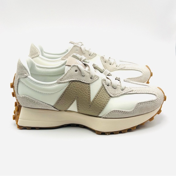 New Balance Shoes - New Balance 327 Sneakers